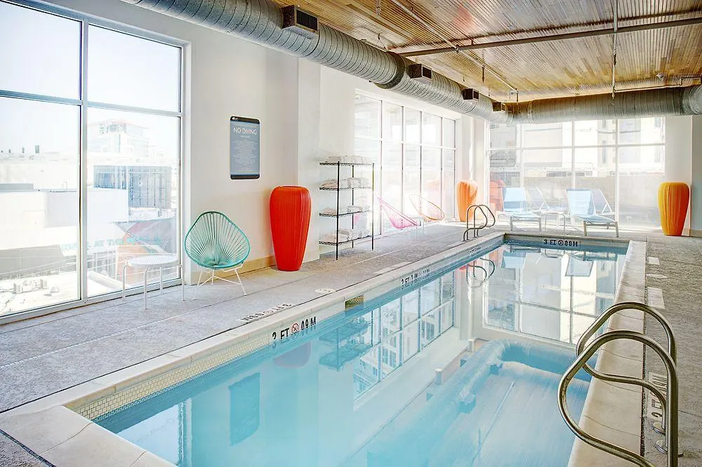 Aloft Charlotte City Center 2*,  United States