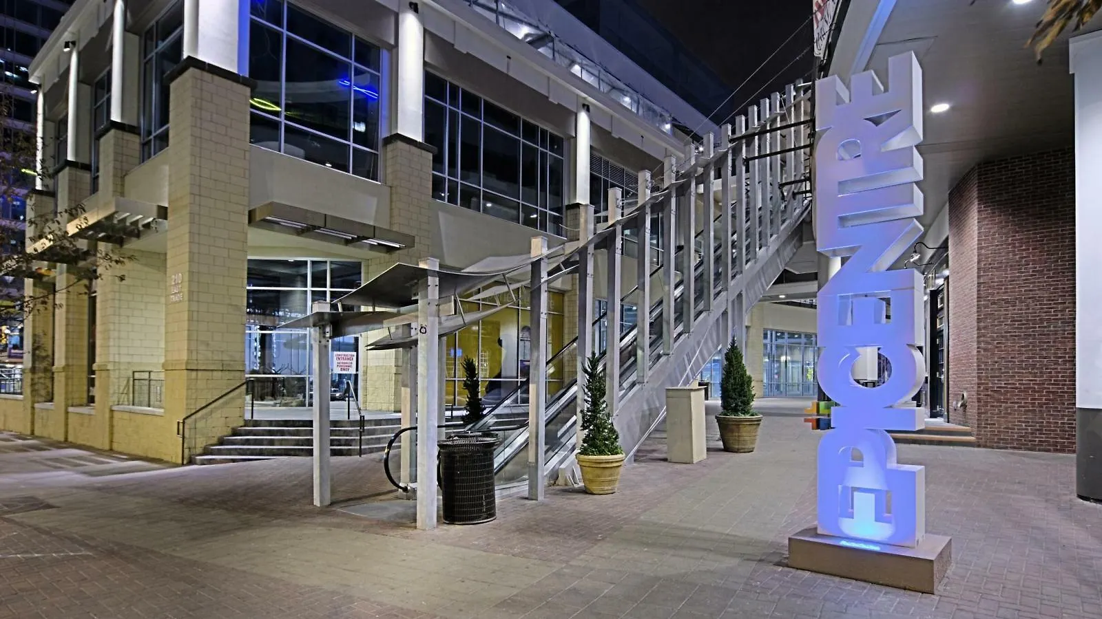 Aloft Charlotte City Center 2*,  United States