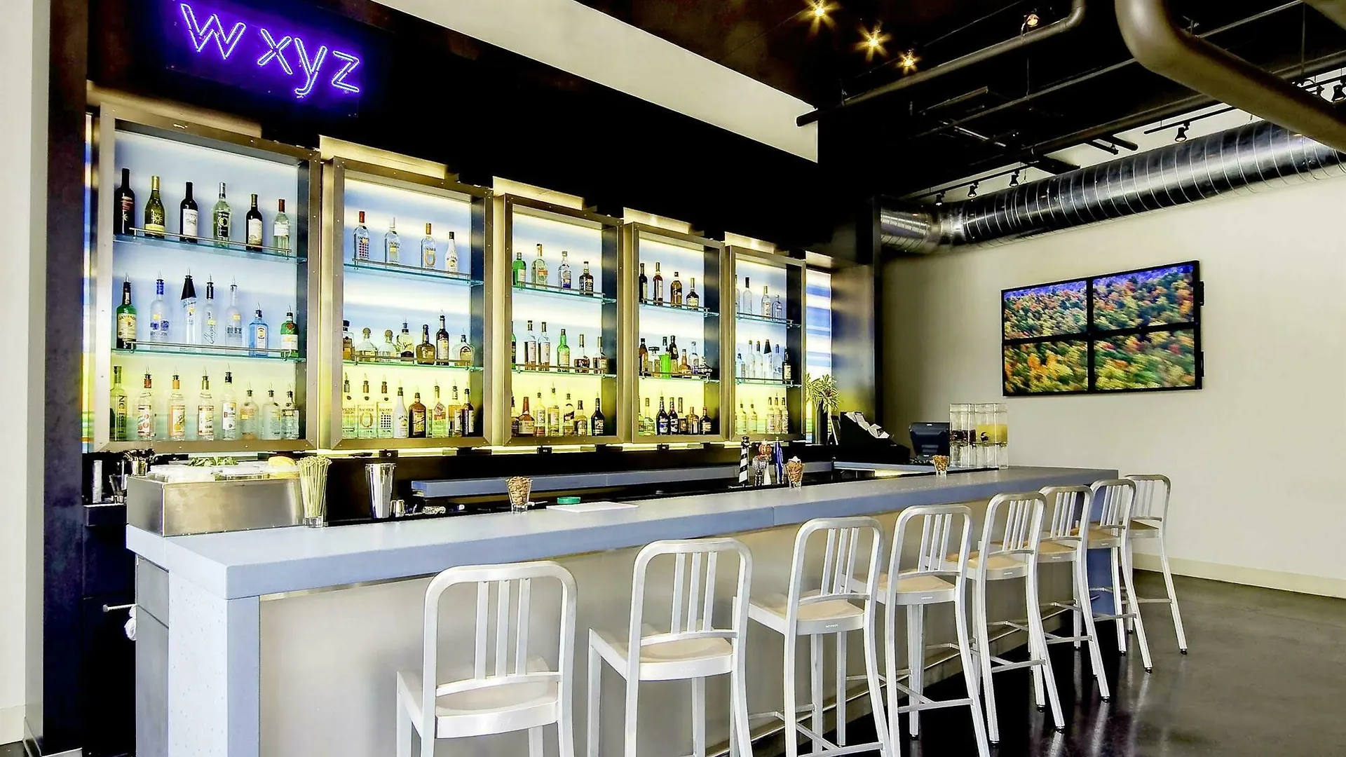 Aloft Charlotte City Center Hotel